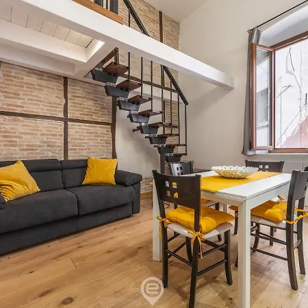 Castello Loft Heaven Apartment *